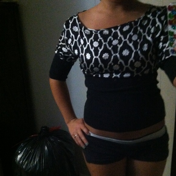 Bebe shirt - Picture 2 of 2