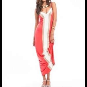 Coral Gold Maxi Dress. $25 for @cindylove84