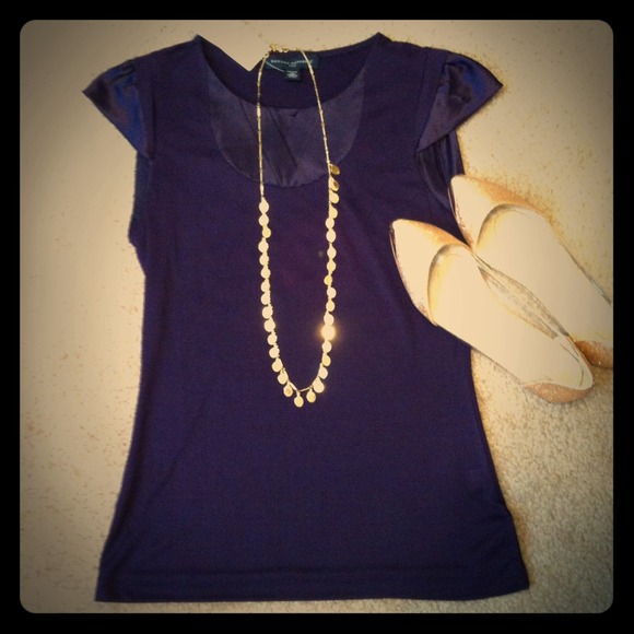 Banana Republic Tops - SOLD Banana Republic top