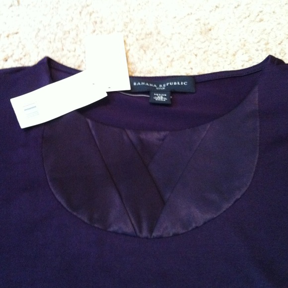 SOLD Banana Republic top - Picture 3 of 4