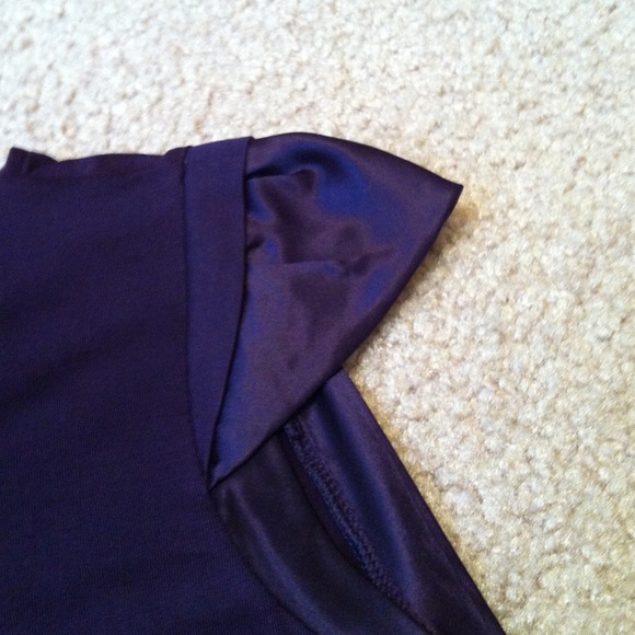 SOLD Banana Republic top - Picture 4 of 4