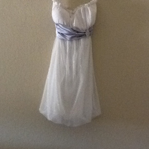 Strapless white sparkly short dress