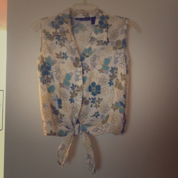 Floral button down with tie
