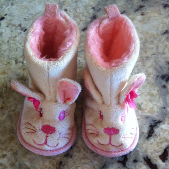 Bunny warm boots for baby girl