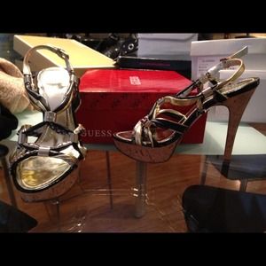 Guess black hold and wood scrappy heals