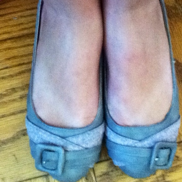 Flats (: