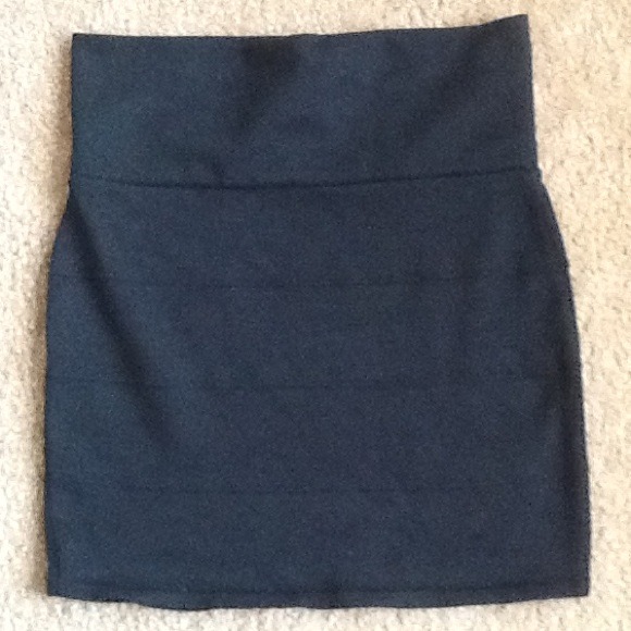 ❌SOLD (offline)❌Black bandage Skirt