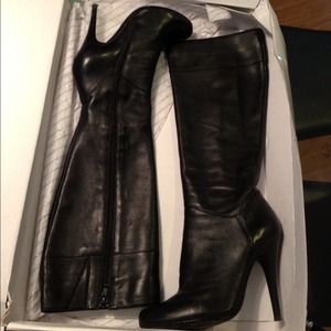 Aldo sexy leather boot heals
