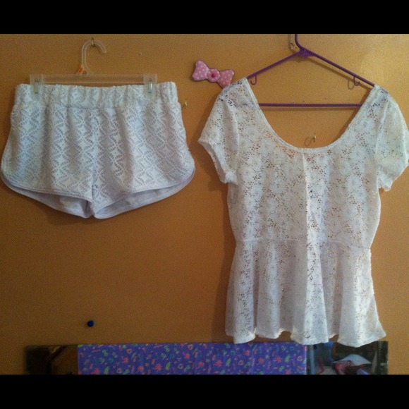 **SOLD ON EBAY** Lace Peplum Top & Shorts Set, NWT