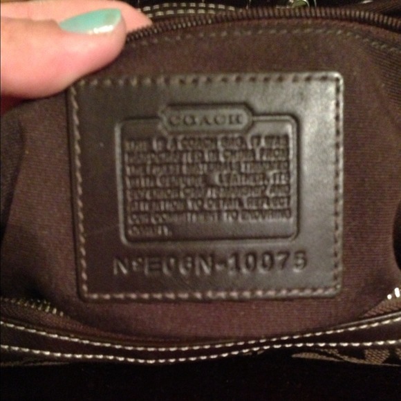 AUTHENTIC COACH GENTLY USED IN PERFECT CONDITION - Picture 2 of 3