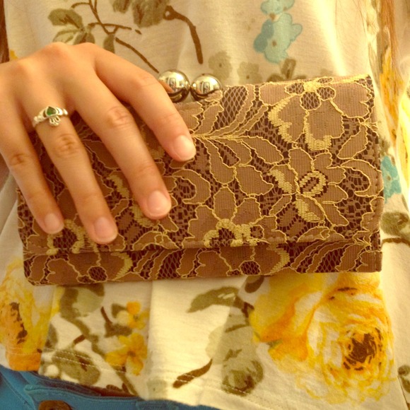 NWOT Floral Lace Clutch!