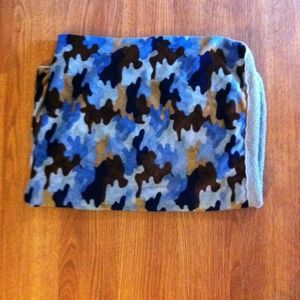 Baby camo blue blanket