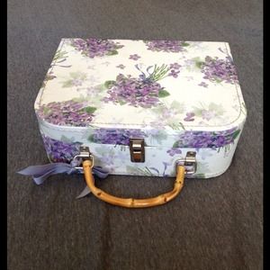 ❌HOLD❌💼Violet Stacking Suitcase Small💼