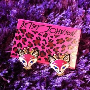 Fox King Earrings!