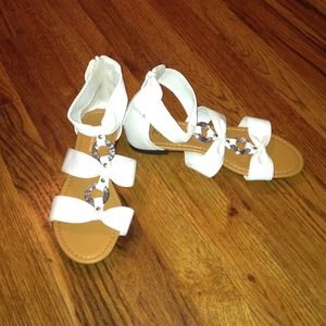 💖Reduced This Weekend💖White Gladiator  Sandals