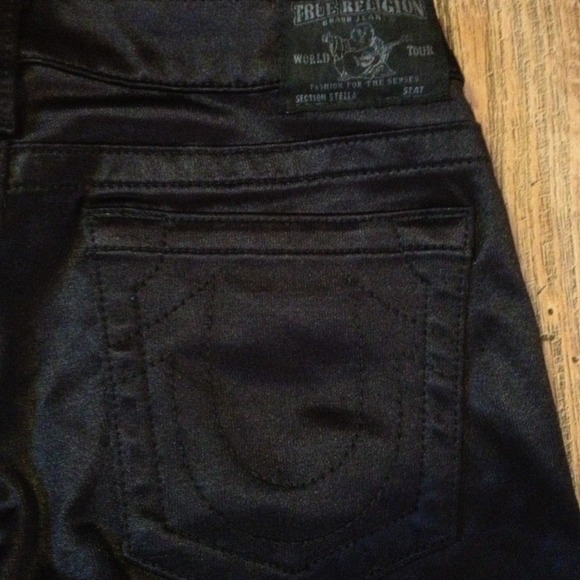 ❌Sold❌True Religion Pants❌sold❌ - Picture 3 of 4