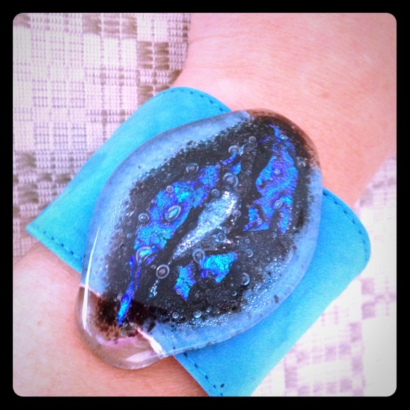 Glass leather bracelet
