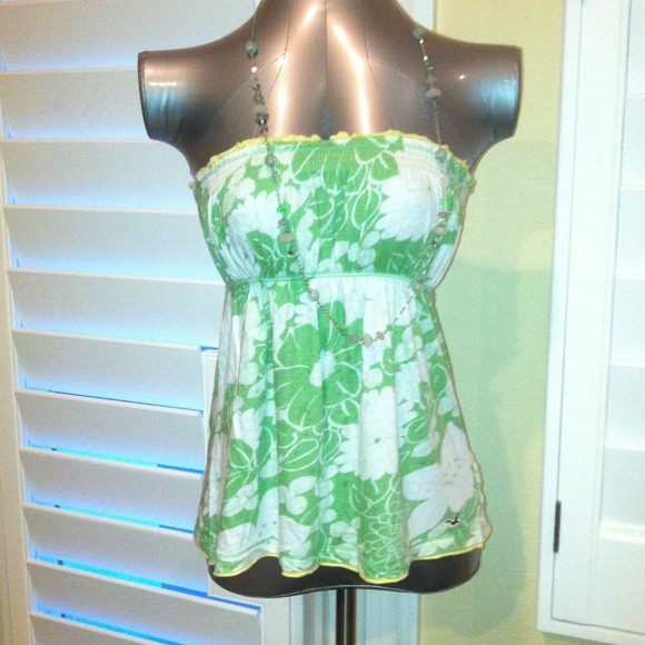 Floral strapless top/ reduced