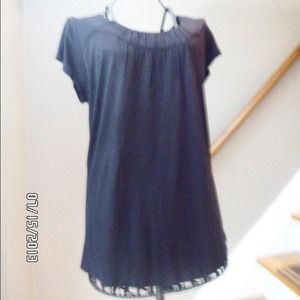 Short sleeve black top