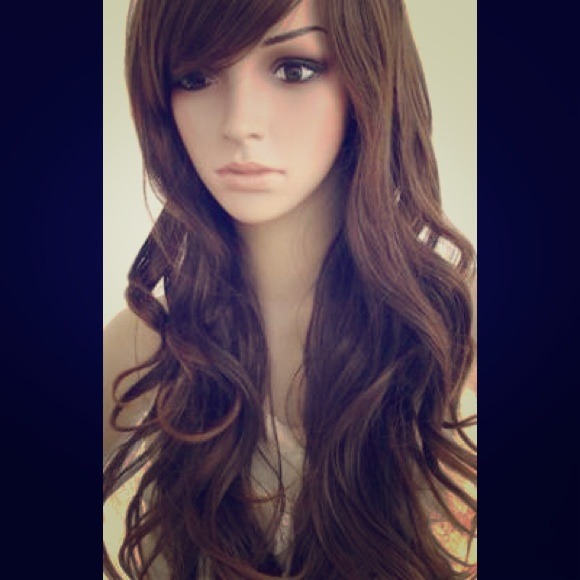 LAST CHANCE ! Light brown wavy wig ,