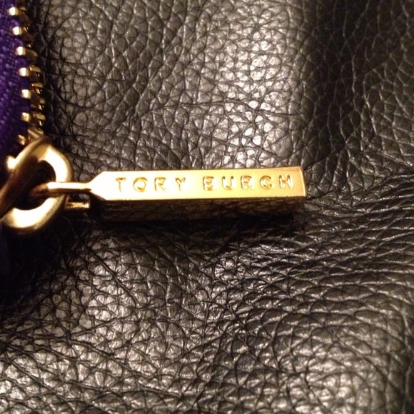 🚫SOLD🚫💜Authentic TB Patent Leather Wallet💜 - Picture 4 of 4