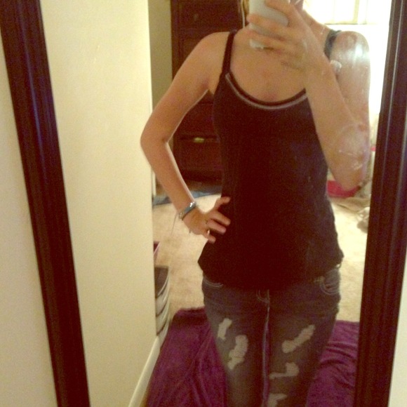 Black tank top - Picture 1 of 1