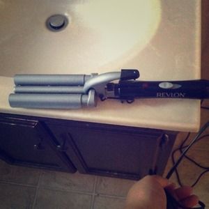 Revlon Crimper!