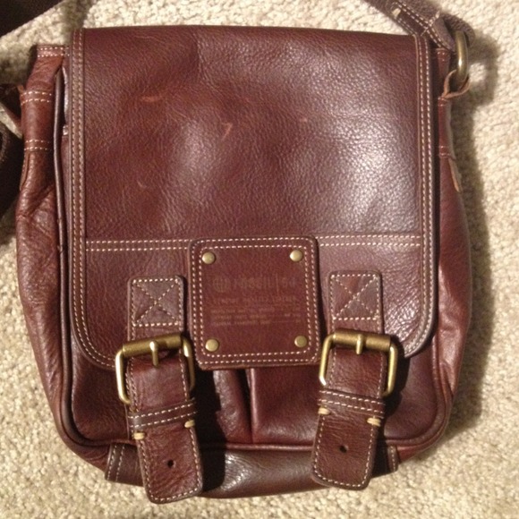 ⚡SALES⚡Fossil genuine leather crossbody bag - Picture 2 of 4