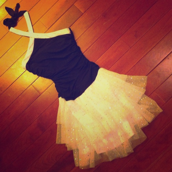 Black and white holiday dress