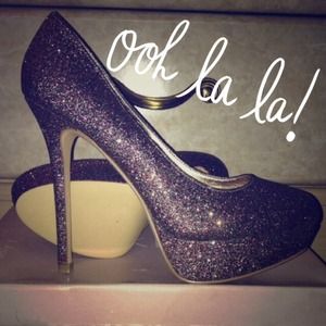 SALE! Multi-colored Glitter Pumps