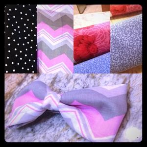 Cute bows with clip!<3