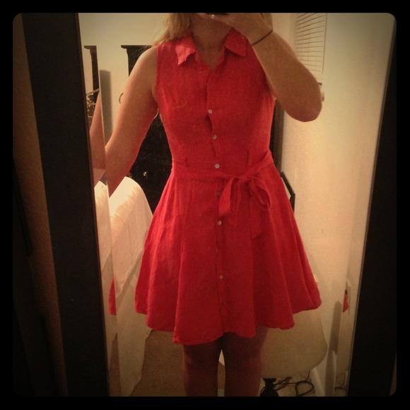 Forever 21 Dresses & Skirts - Fun, flaring peach dress!