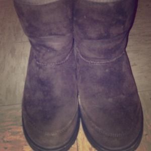 Kids Ultimate UGG boot.