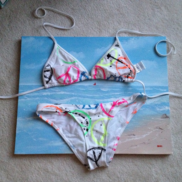 Body Glove- Freedom Surf Rider Bikini peace signs