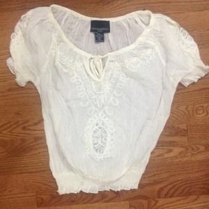 NEW Cynthia rowley embroidered top
