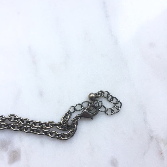 Forever 21 Gold Flower Pendant - Picture 4 of 4