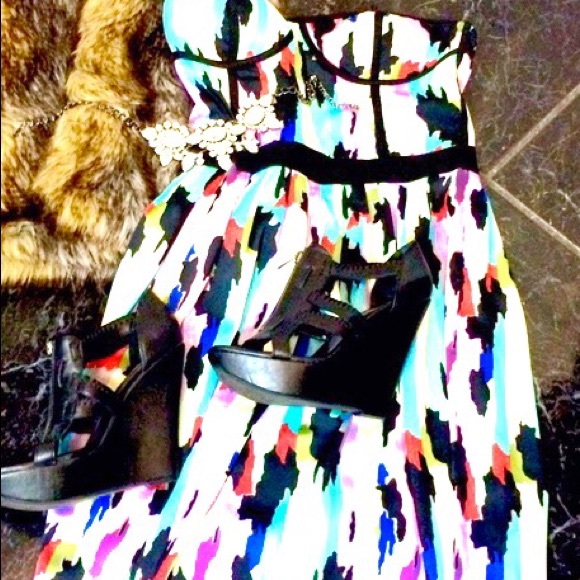 🎉HOST PICK🎉AKIRA Black Label Designer Dress🎉🎉 - Picture 3 of 3