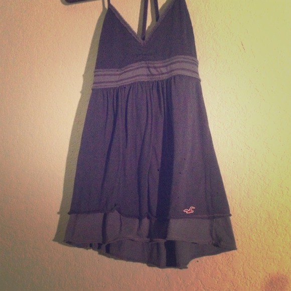 Hollister top