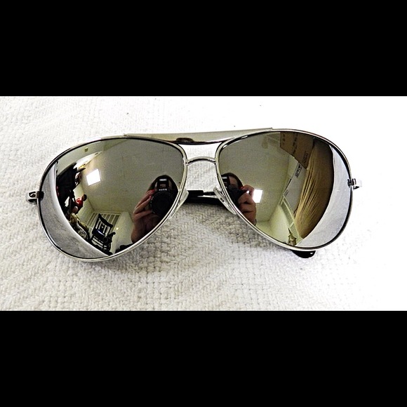 Mirrored Aviators