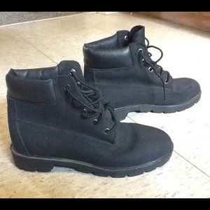 Timberland Boots size 7.5