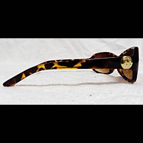 Tortoise Shell Sunglasses - Picture 3 of 3