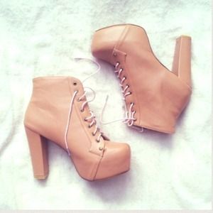 Amazing trendy litas