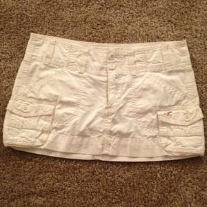 White Hollister skirt