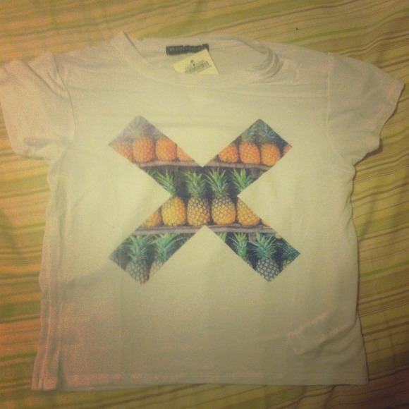 🚫SOLD🚫Brandy Melville Pineapple X