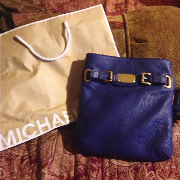 SOLD 🚫Authentic michael kors crossbody handbag