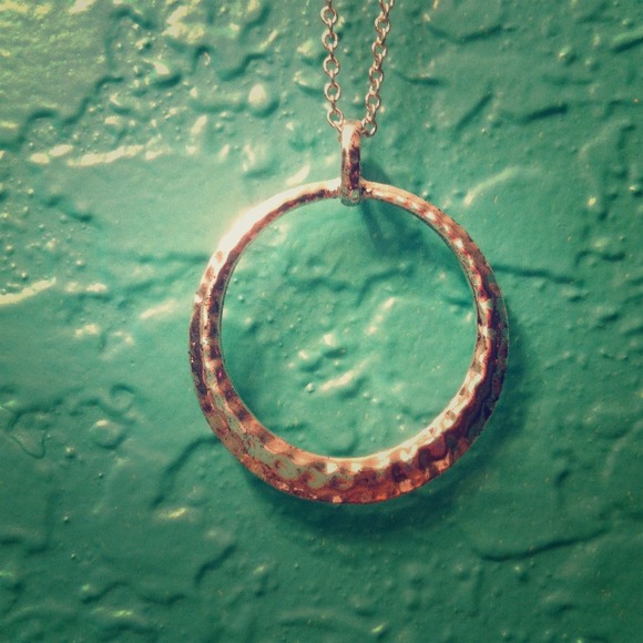 Circle necklace
