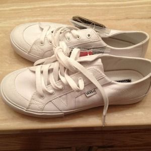 White vans shoes