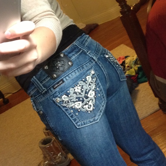 Size 27 miss me jeans. 🚫SOLD🚫 - Picture 3 of 4