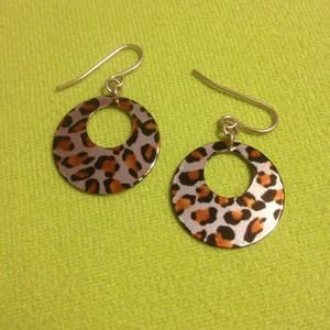 Small cheetah earrings