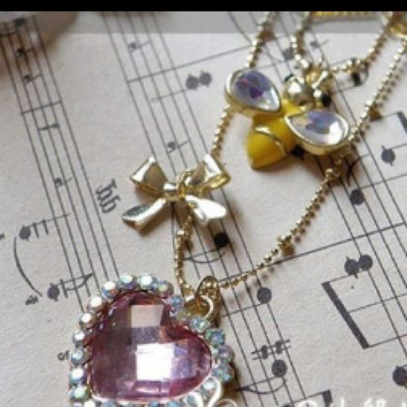Betsey Johnson bumble bee heart necklace